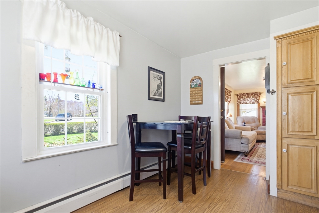 136 Chapel Street Gardner, MA 01440 - Photo 11 of 32