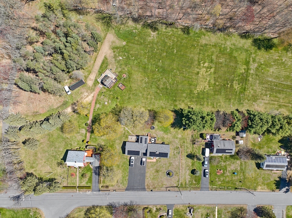136 Chapel Street Gardner, MA 01440 - Photo 30 of 32