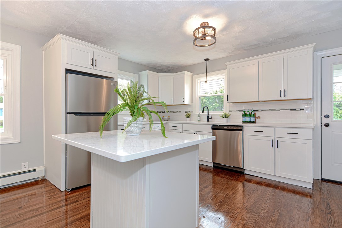 25 John Duggan Road Tiverton, RI 02878 - Photo 11 of 31