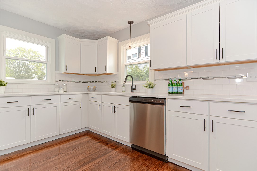 25 John Duggan Road Tiverton, RI 02878 - Photo 12 of 31