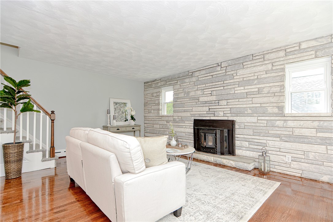 25 John Duggan Road Tiverton, RI 02878 - Photo 6 of 31