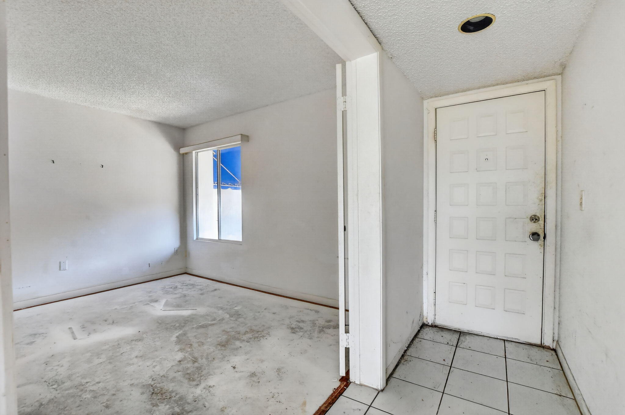 280 Northwest 67th Street, Unit B203 Boca Raton, FL 33487 - Photo 3 of 16 Front Entry