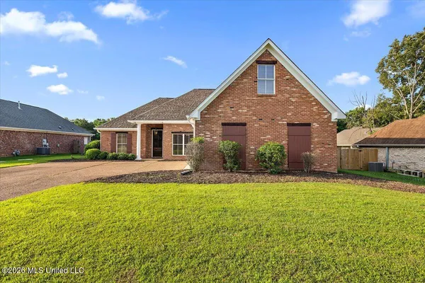 $299,000 | 435 Huntington Drive, Byram, MS 39272