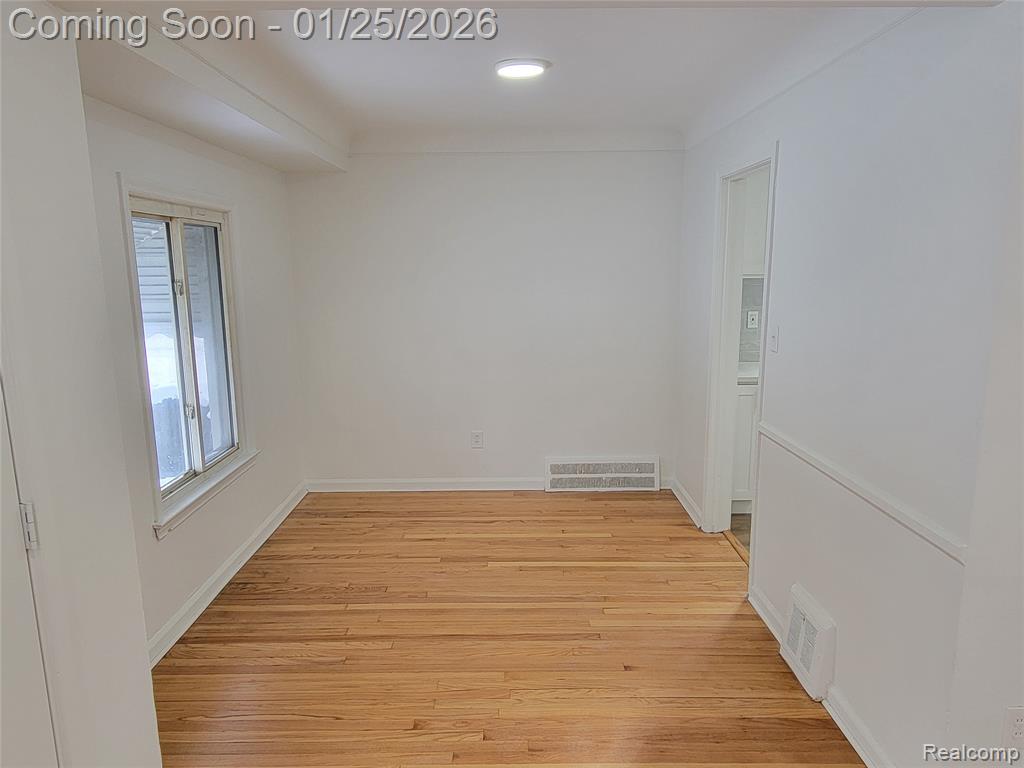 19469 Sunderland Road Detroit, MI 48219 - Photo 5 of 30 Gallery Image 5