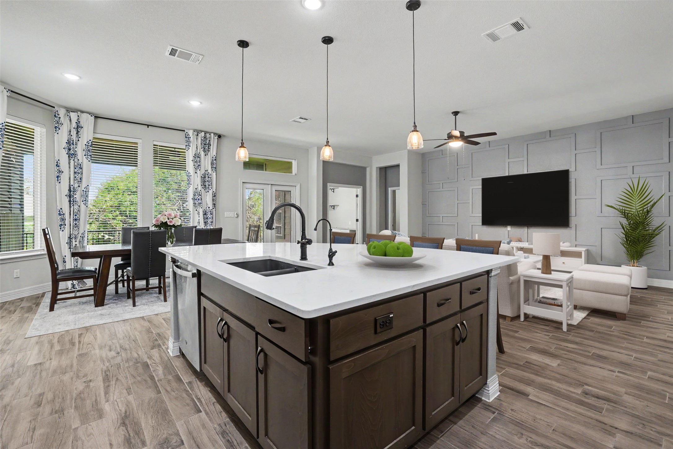 61 Rancho Trail Georgetown, TX 78628 - Photo 4 of 25