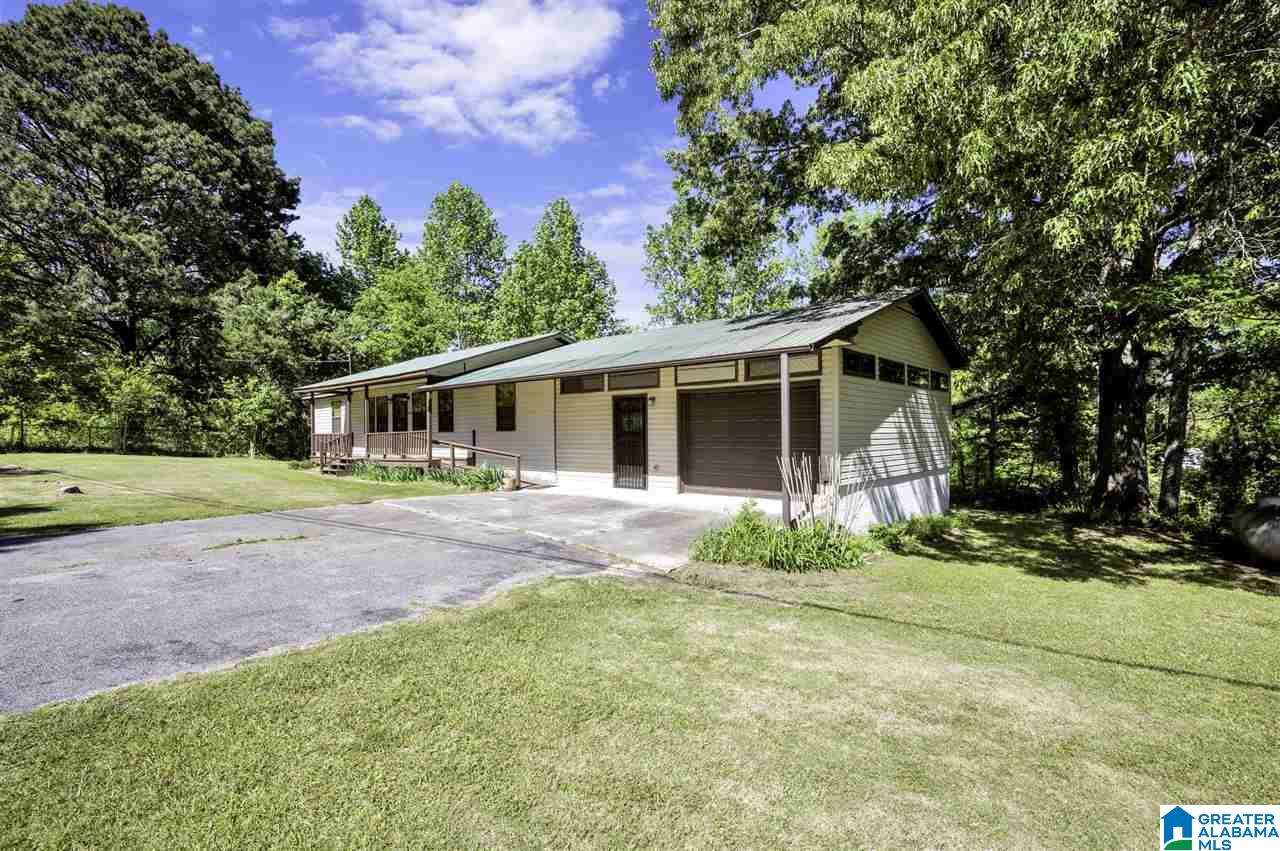8255 Wade Road Warrior, AL 35180 - Photo 2 of 22