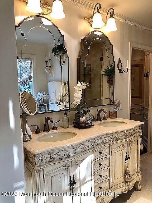 8 Judy Road Eatontown, NJ 07724 - Photo 11 of 24 4979DB08-1F04-4D9A-8741-08DFA0FB91B6