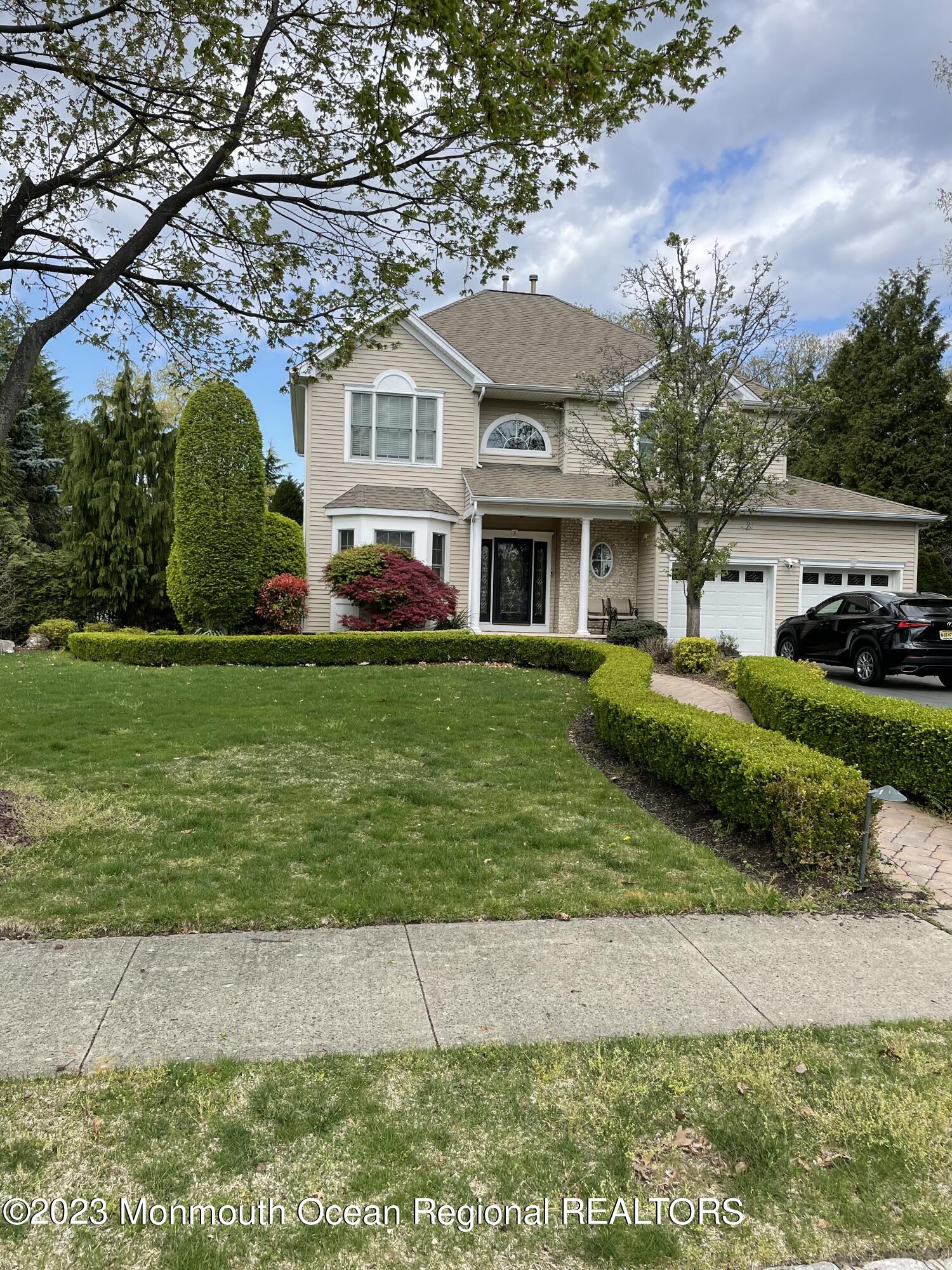 8 Judy Road Eatontown, NJ 07724 - Photo 2 of 24 F8751DC2-D54D-42D4-939F-CEC63519827A