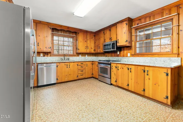 $295,900 | 420 Rodwell Street, Warrenton, NC 27589