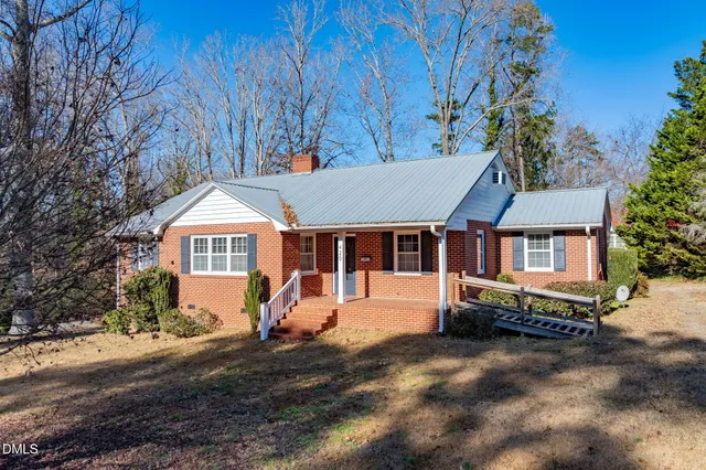 $295,900 | 420 Rodwell Street, Warrenton, NC 27589