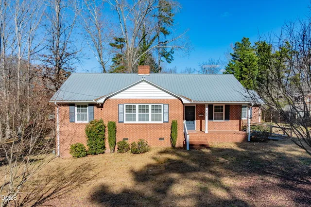 $295,900 | 420 Rodwell Street, Warrenton, NC 27589