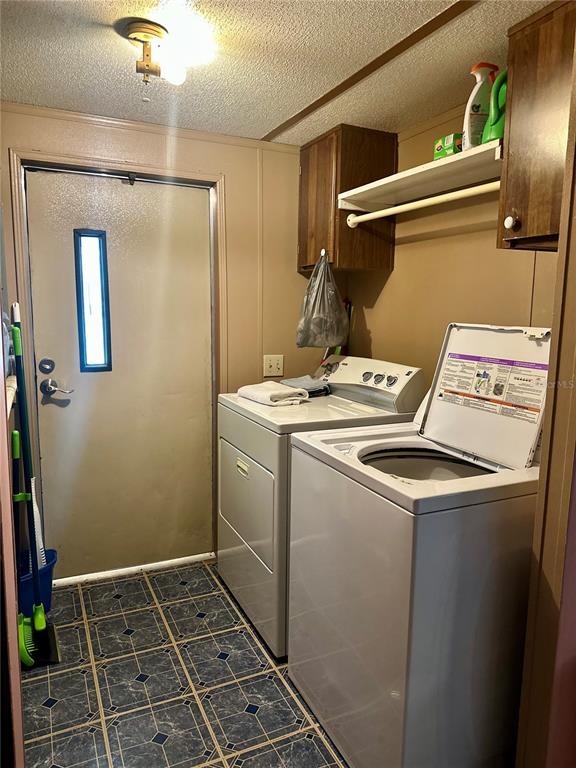 520 Southwest 5th Avenue Lake Butler, FL 32054 - Photo 45 of 54 a utility room with dryer and washer