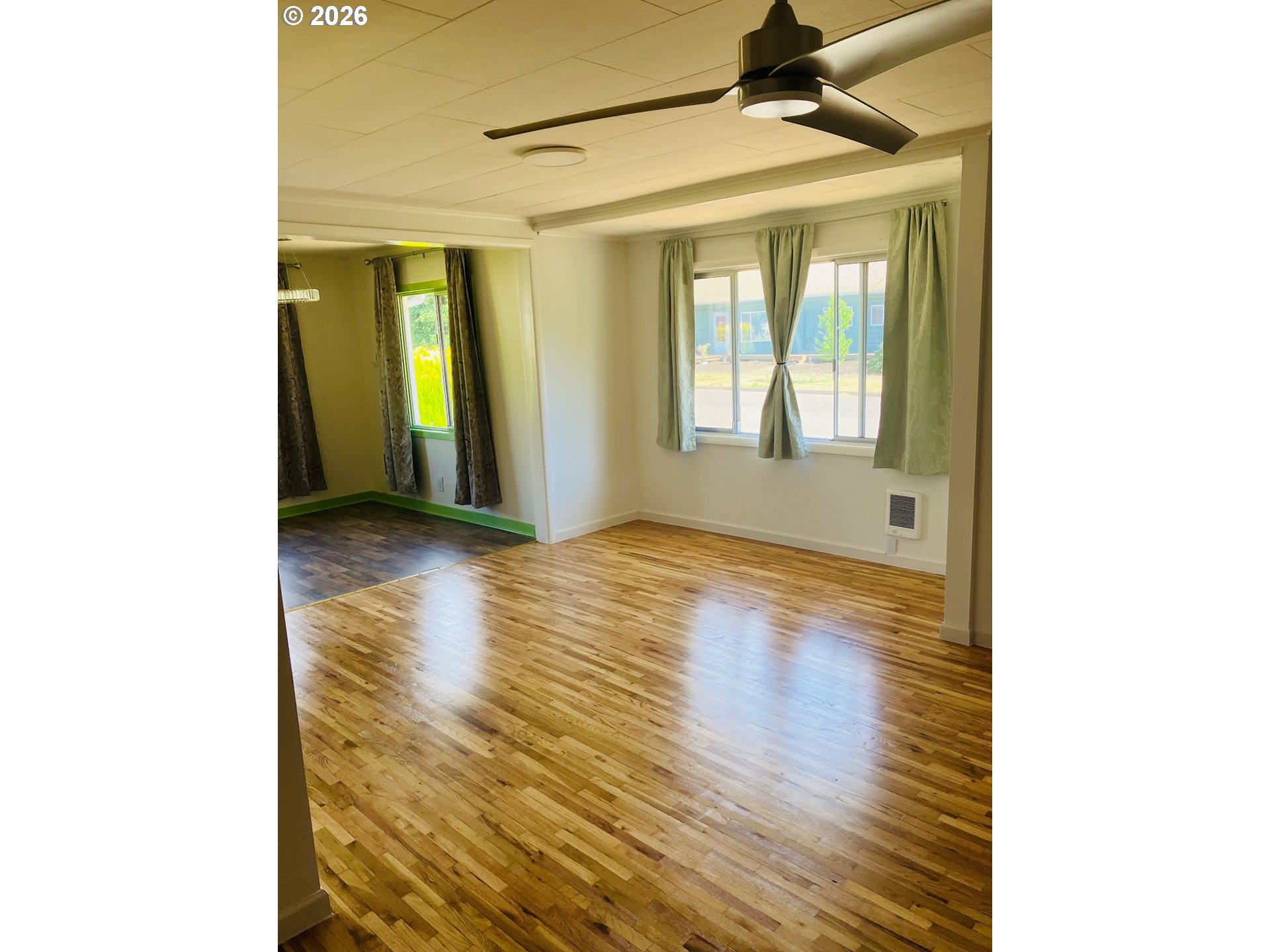 152 West C Street Springfield, OR 97477 - Photo 27 of 39