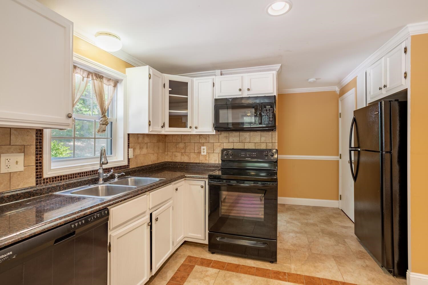 365 New Boston Road Candia, NH 03034 - Photo 16 of 36