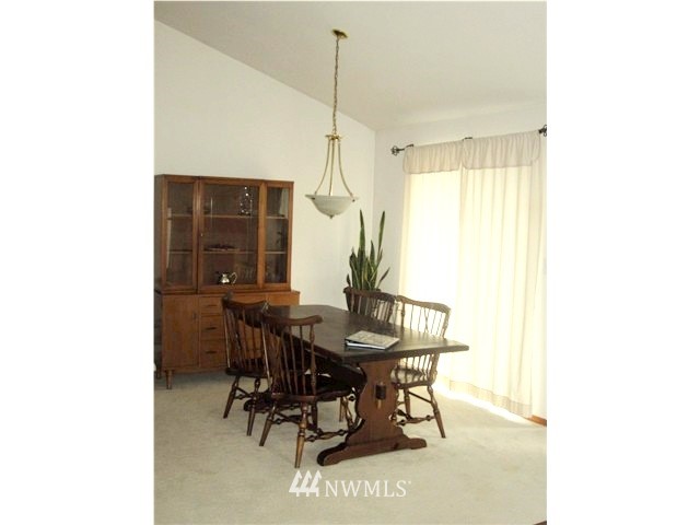 8311 233rd Street Southwest Edmonds, WA 98026 - Photo 4 of 10