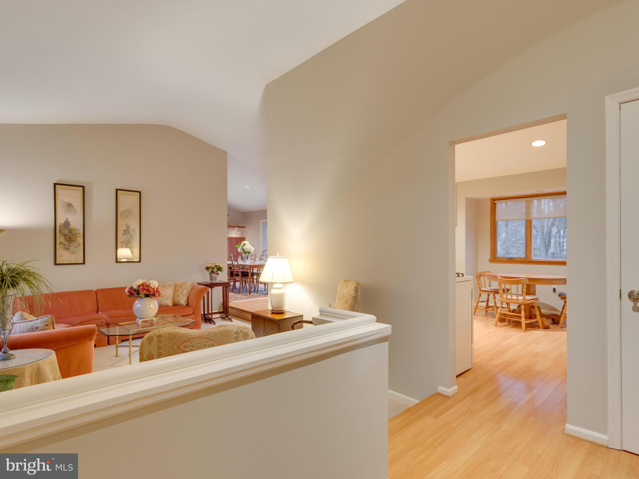 9022 Brook Ford Road Burke, VA 22015 - Photo 12 of 28 Interior (General)