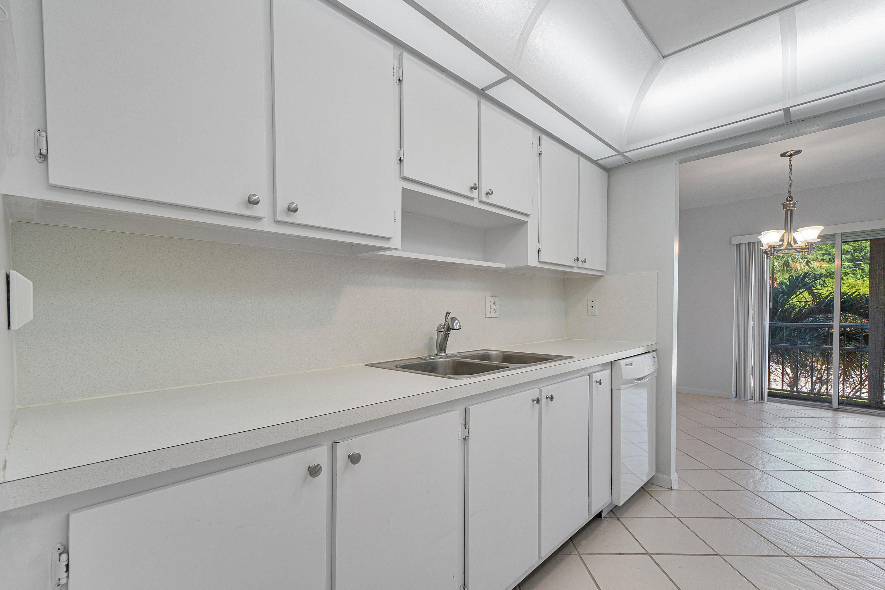 950 Ponce De Leon Road, Unit 2010 Boca Raton, FL 33432 - Photo 9 of 26 022-950PonceDeLeonRoad-BocaRaton-FL-3343