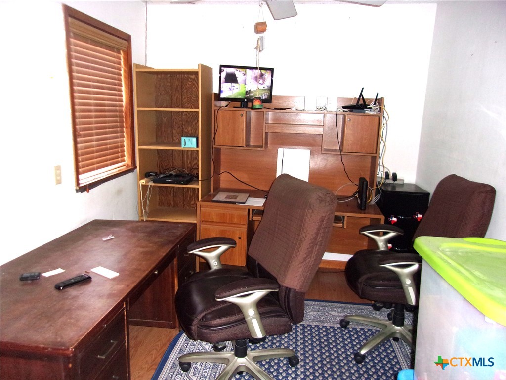 184 Russell Road Victoria, TX 77904 - Photo 9 of 22