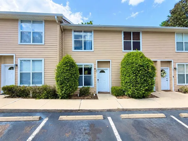 $199,900 | 3575 Southwest 30th Way, Unit 121, Gainesville, FL 32608