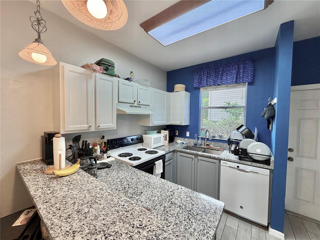 3575 Southwest 30th Way, Unit 121 Gainesville, FL 32608 - Photo 9 of 26
