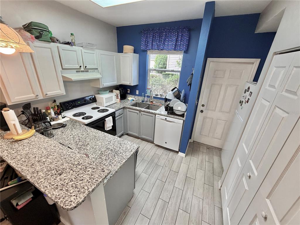 3575 Southwest 30th Way, Unit 121 Gainesville, FL 32608 - Photo 10 of 26