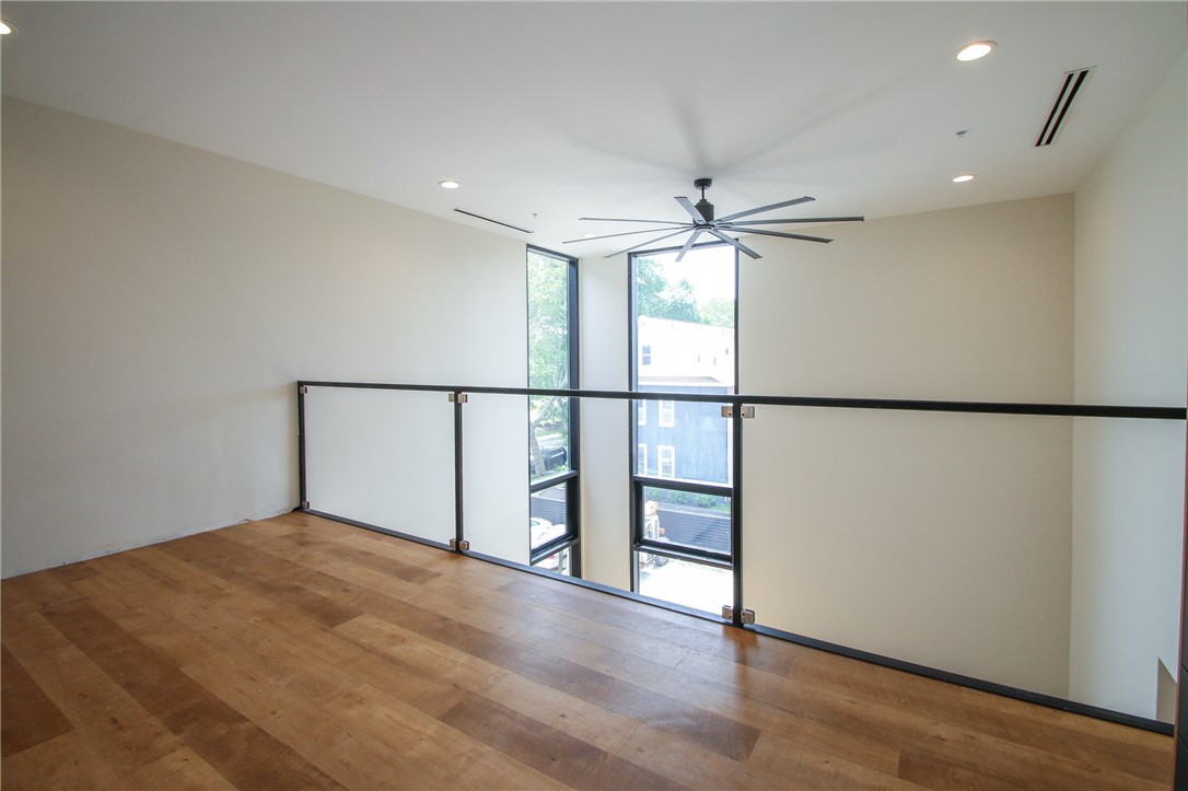 33 Russell Street, Unit 202 Rochester, NY 14607 - Photo 21 of 30
