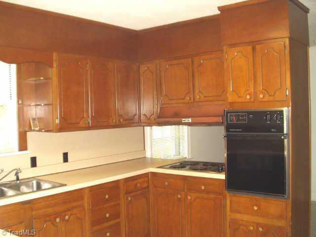 101 Mendenhall Road Jamestown, NC 27282 - Photo 2 of 7 Other. Kitchen
