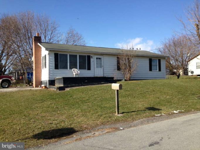 15 Walnut Road Ranson, WV 25438 - Photo 2 of 20 Exterior (Front)