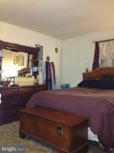 15 Walnut Road Ranson, WV 25438 - Photo 13 of 20 Bedroom (Master)
