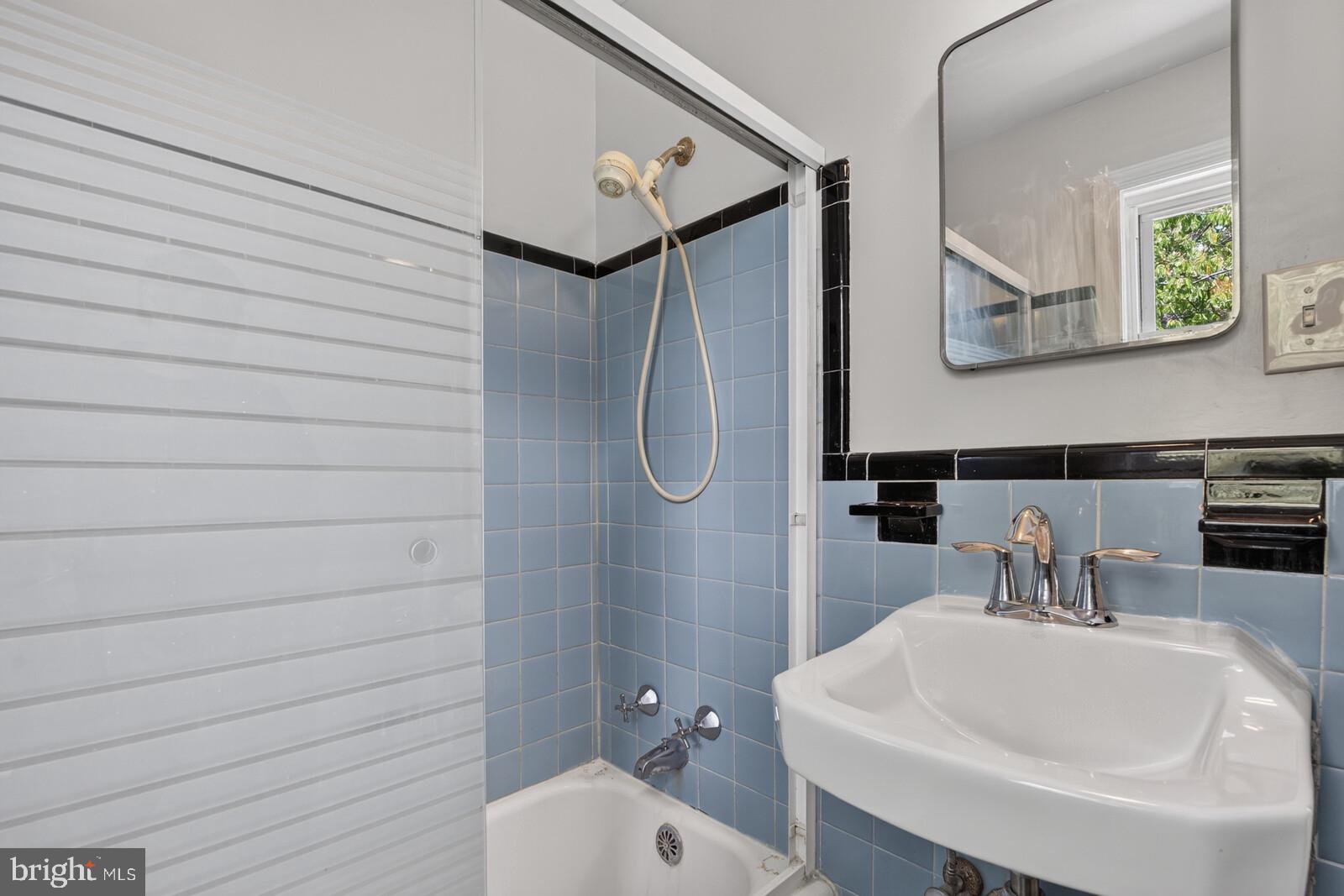 2713 Plyers Mill Road Silver Spring, MD 20902 - Photo 23 of 41 Upstairs bath
