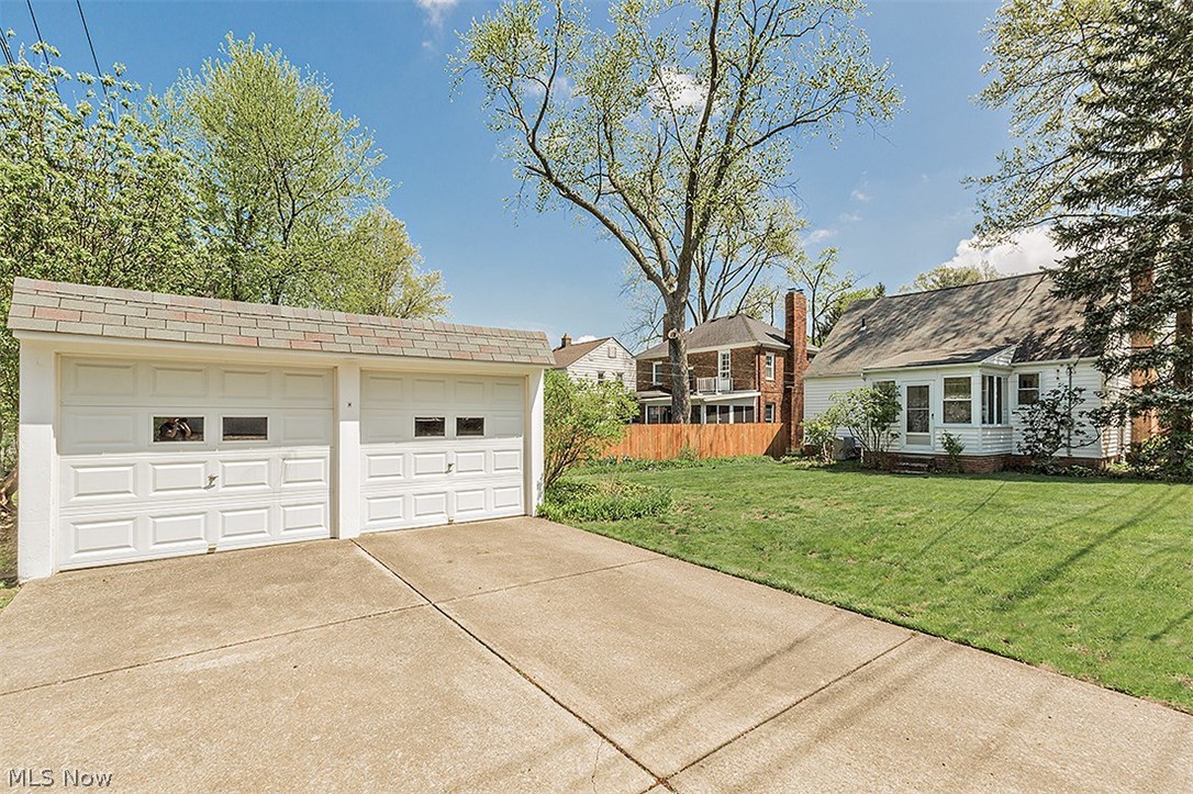 1672 Oakmount Road South Euclid, OH 44121 - Photo 29 of 30 A close-up view...