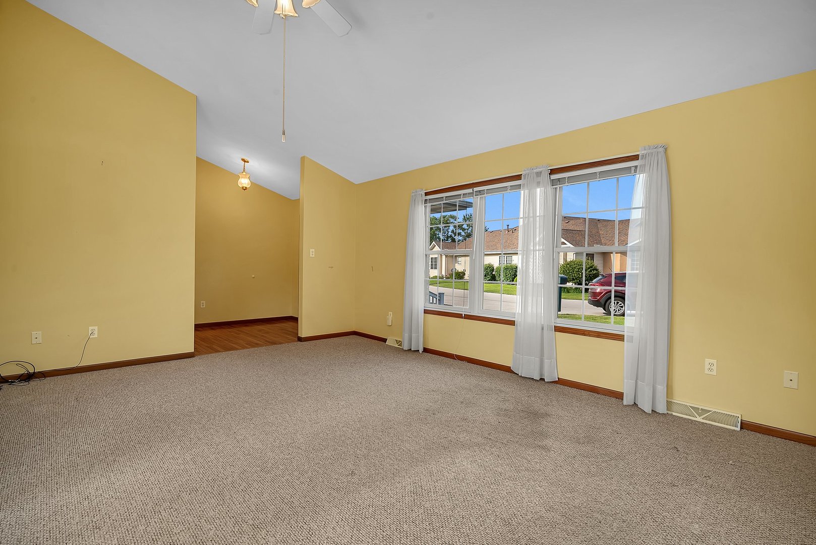 108 Winding Trail Diamond, IL 60416 - Photo 6 of 26