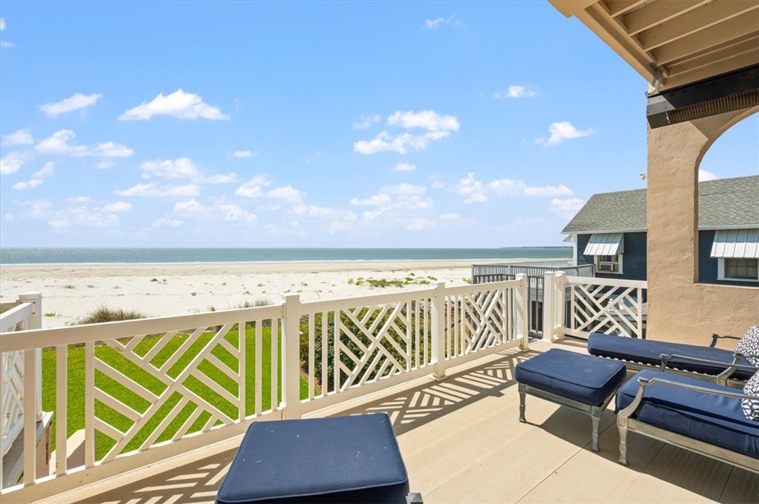 1028 Beach View Drive, Unit 5 St. Simons Island, GA 31522 - Photo 6 of 44