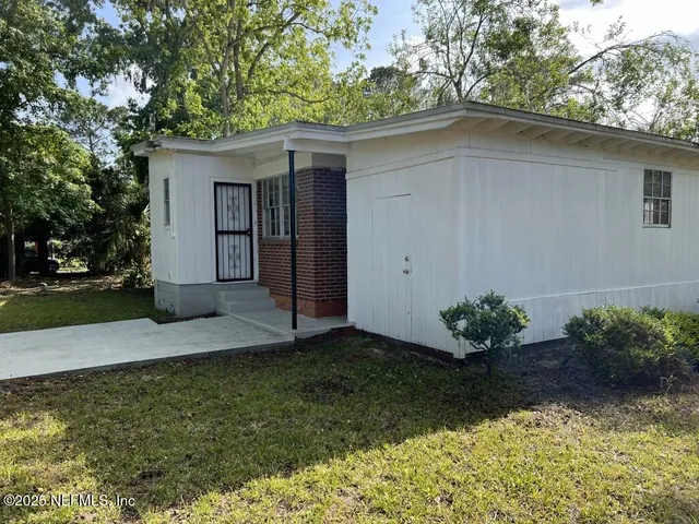 $189,000 | 6831 Rhone Drive, Jacksonville, FL 32208