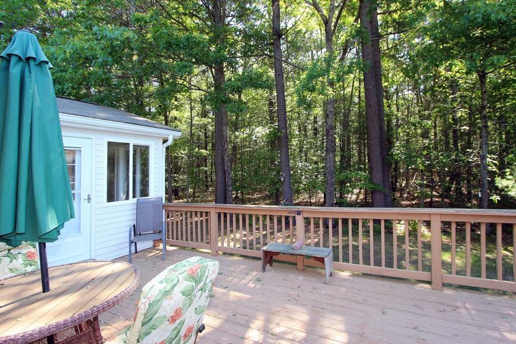 507 Crystal Way Middleboro, MA 02346 - Photo 28 of 36