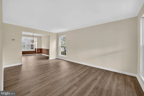 $945,500 | 2982 Emerald Chase Drive, Herndon, VA 20171