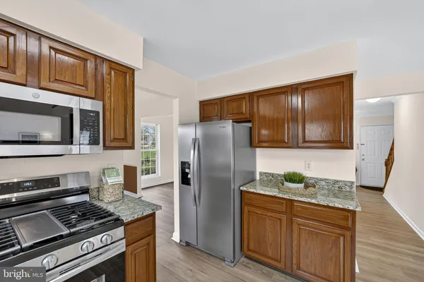$945,500 | 2982 Emerald Chase Drive, Herndon, VA 20171