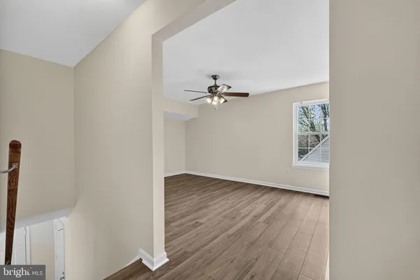 $945,500 | 2982 Emerald Chase Drive, Herndon, VA 20171