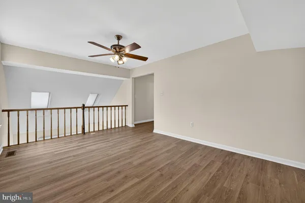 $945,500 | 2982 Emerald Chase Drive, Herndon, VA 20171