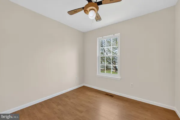 $945,500 | 2982 Emerald Chase Drive, Herndon, VA 20171
