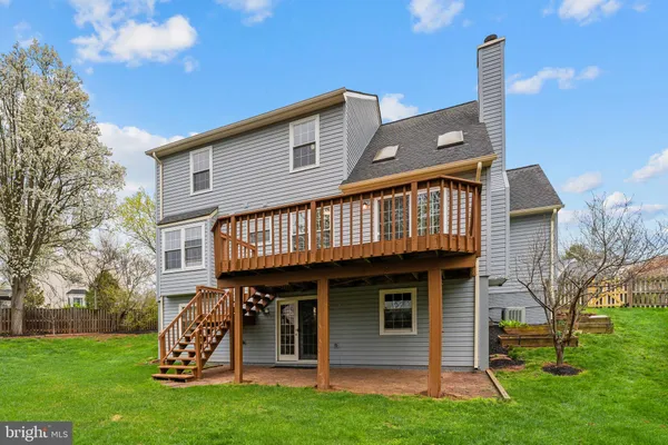 $945,500 | 2982 Emerald Chase Drive, Herndon, VA 20171