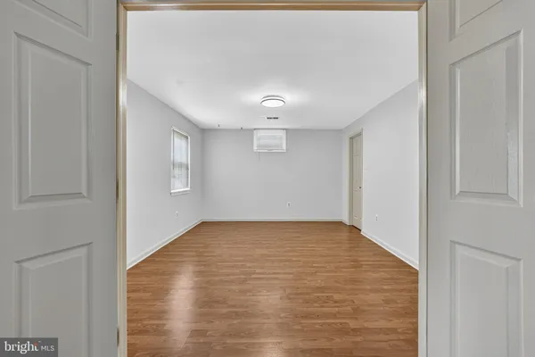 $945,500 | 2982 Emerald Chase Drive, Herndon, VA 20171