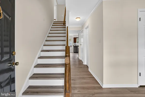 $945,500 | 2982 Emerald Chase Drive, Herndon, VA 20171