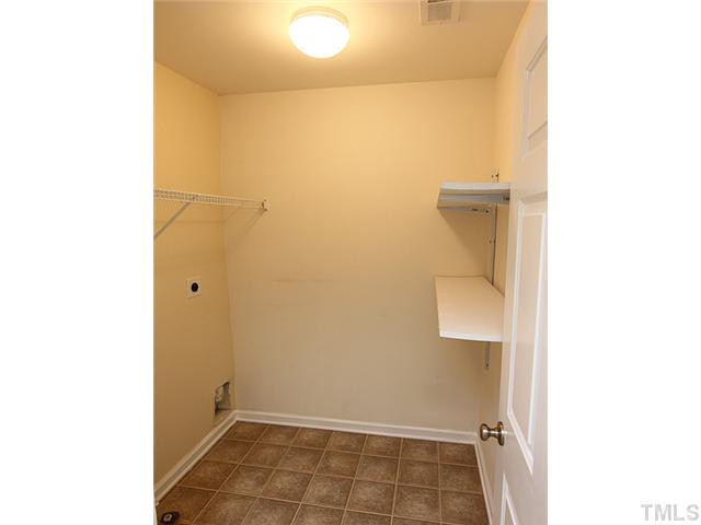 1712 Talon Ridge Way Raleigh, NC 27610 - Photo 6 of 9 Laundry Room