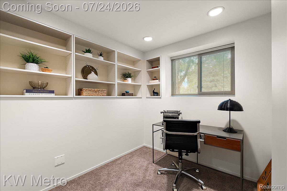 2804 Rhineberry Road Rochester, MI 48309 - Photo 23 of 35 Bonus Office Study