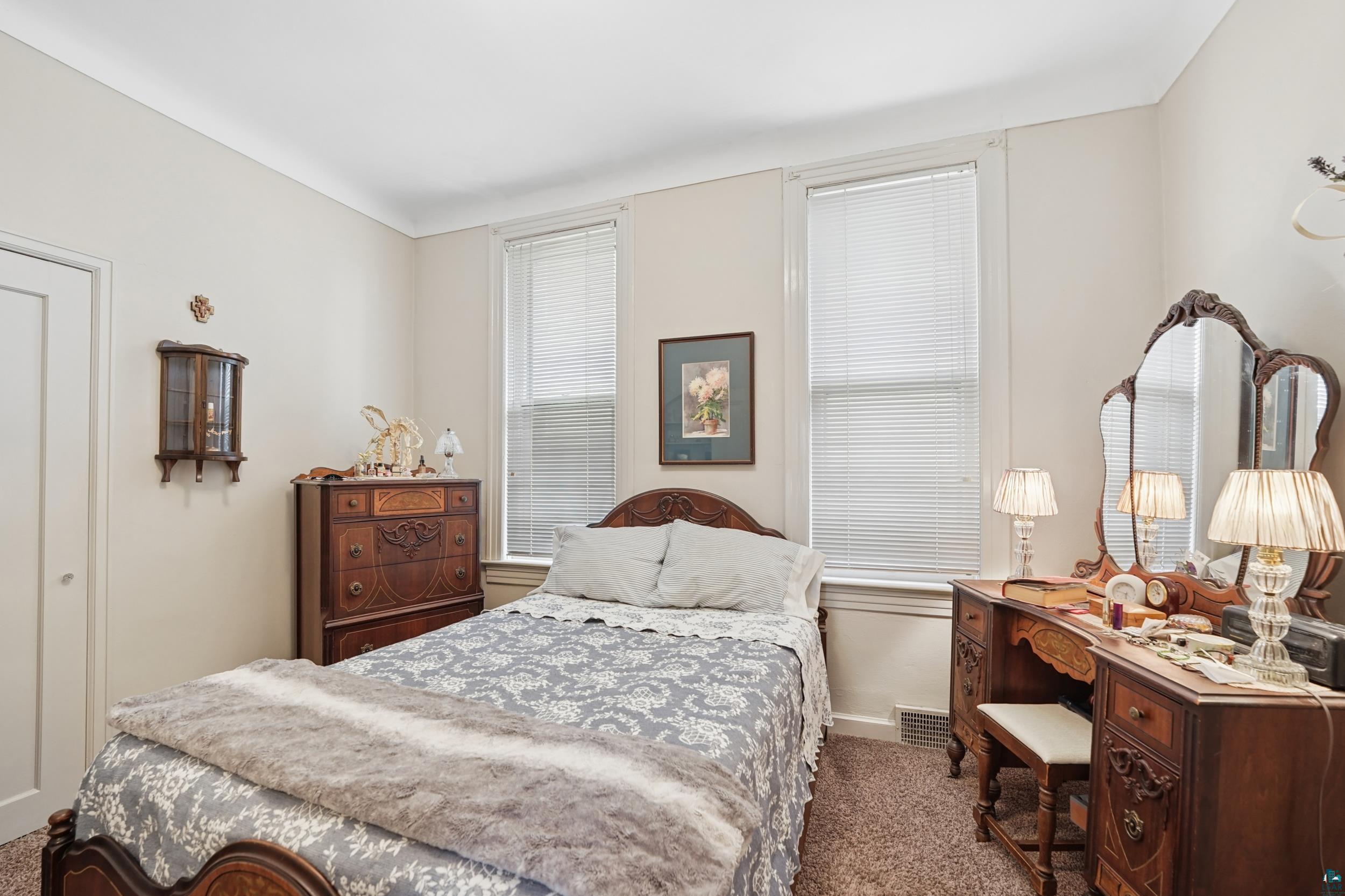 1407 East 3rd Street Duluth, MN 55805 - Photo 20 of 26