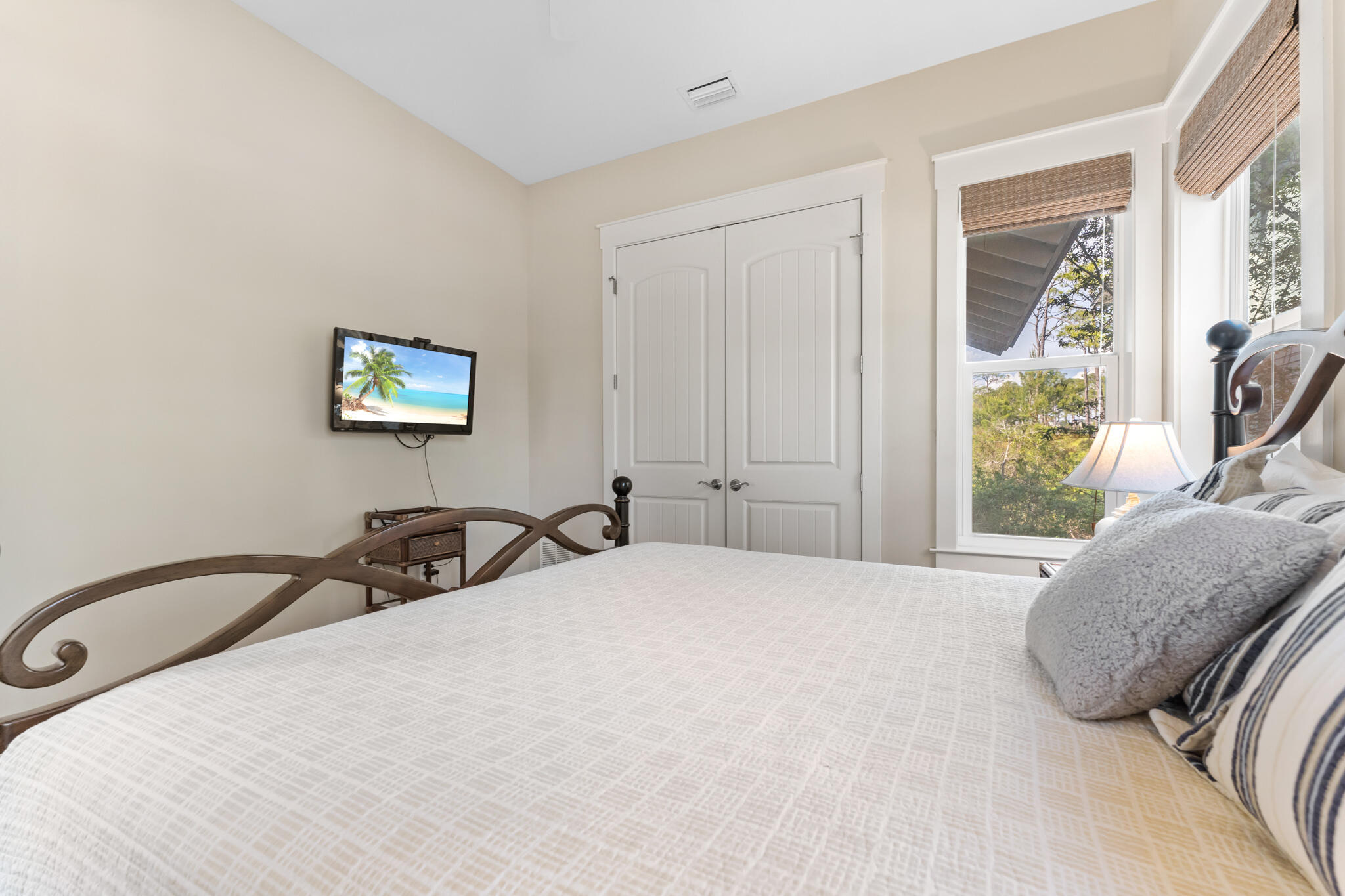 119 West Lifeguard Loop Inlet Beach Inlet Beach, FL 32461 - Photo 18 of 75 a bedroom with a bed and a painting on the wall