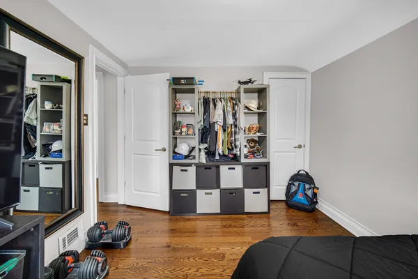 $430,000 | 2831 North Austin Avenue, Chicago, IL 60634