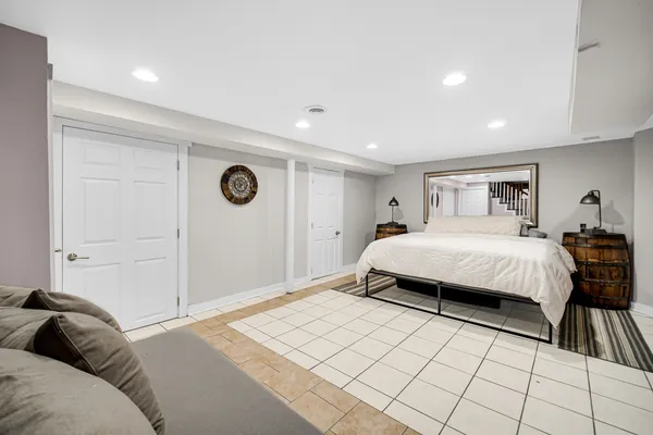 $430,000 | 2831 North Austin Avenue, Chicago, IL 60634