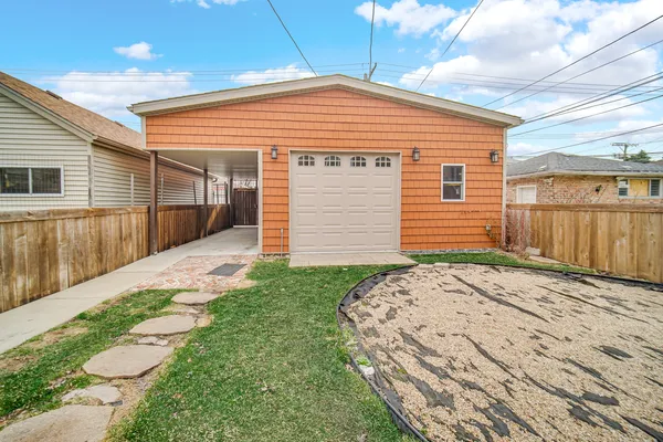 $430,000 | 2831 North Austin Avenue, Chicago, IL 60634